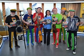 d2c76f32 b069 4c40 a5d0 728487e24598